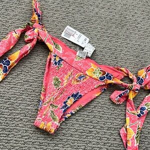 NWT swim bottoms - free in bundle